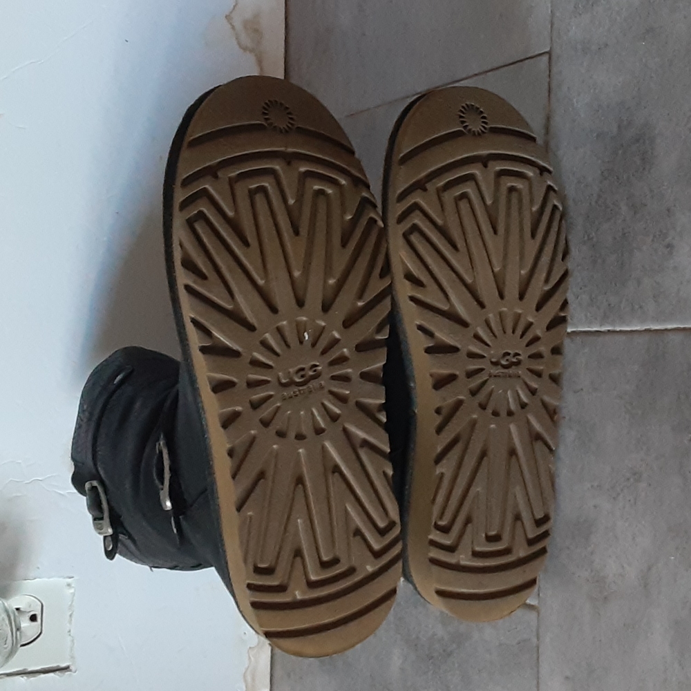 UGG  boots  size  5 - Picture 5 of 5